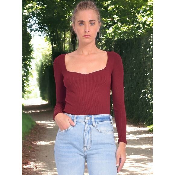 NWT - ba&sh Barth T-Shirt in Burgundy Size: L - Picture 1 of 6